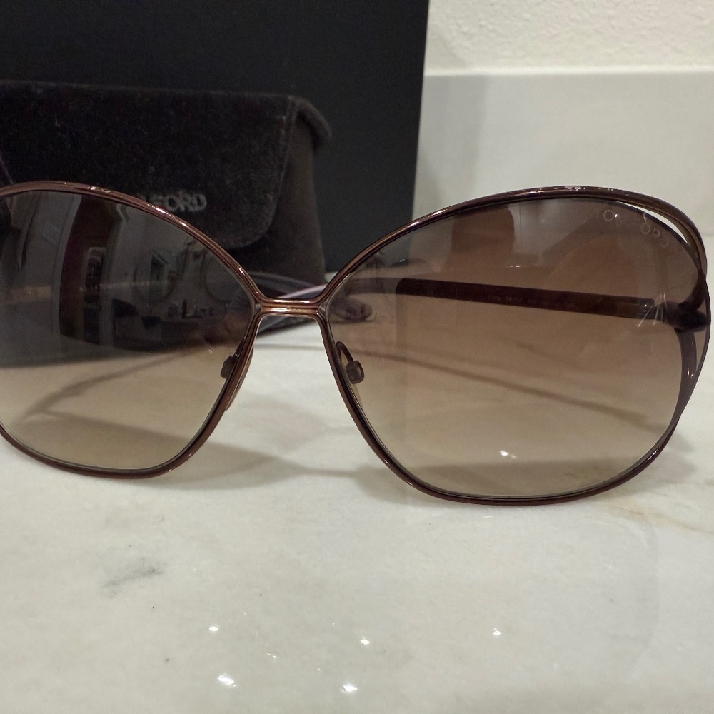 Tom Ford Carla Sunglasses - Picture 9 of 16